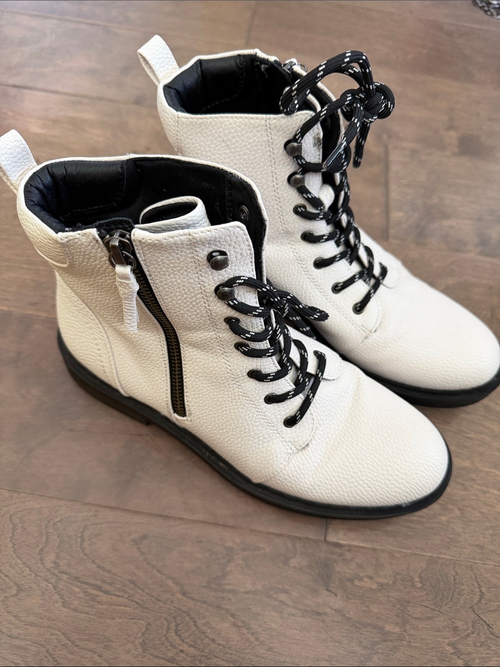 BareTraps White Lace-Up Combat Boots with Black Accents